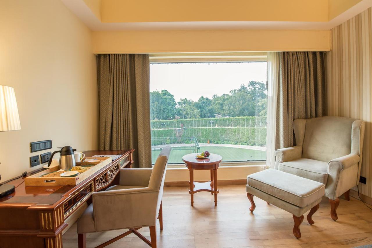 Hotel Celebration Gardens New Delhi Exterior photo